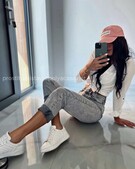 Анкета проститутки Лаура - метро Ясенево, возраст - 24